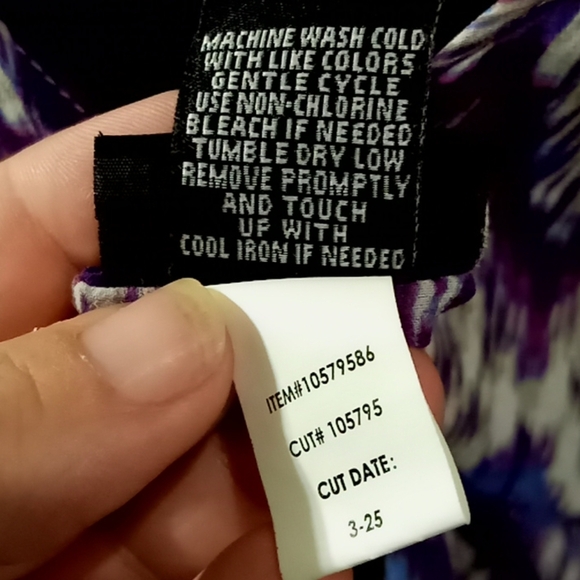 Torrid sheer coverup purple patterned open back - Picture 7 of 7